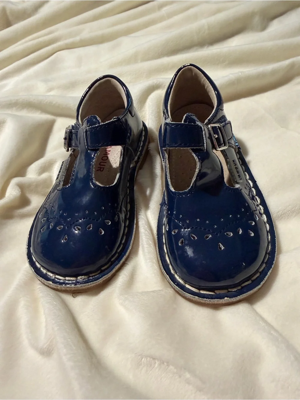 L’Amour Girl’s Classic Navy Patent Kids Mary Jane Shoes Size 7